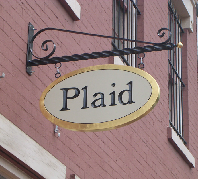 Horizontal blade sign