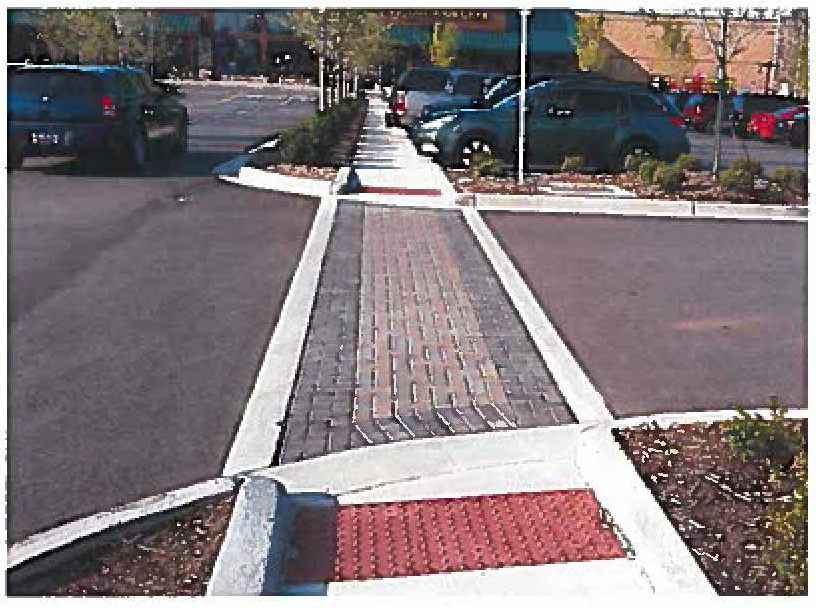 Figure 19-6.5-13: Pedestrian walkway from parking area to building entrance
