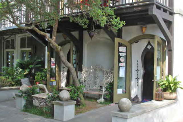 An example of a series of small commercial dooryards.