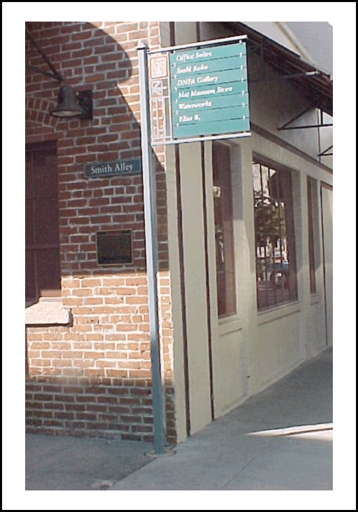 Figure 4-22 - Freestanding directory sign